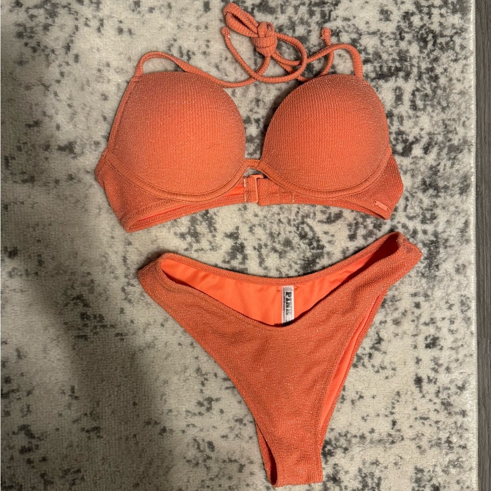 SUPER PUSH-UP UNDERWIRE BIKINI TOP AND BOTTOM